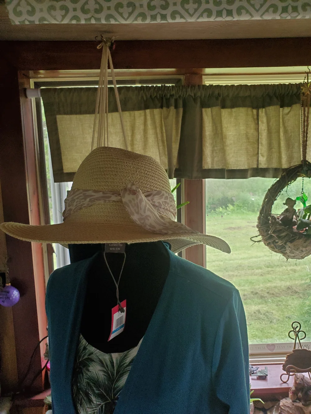 Vince Camuto Beige Straw Fedora with Leopard Print Band